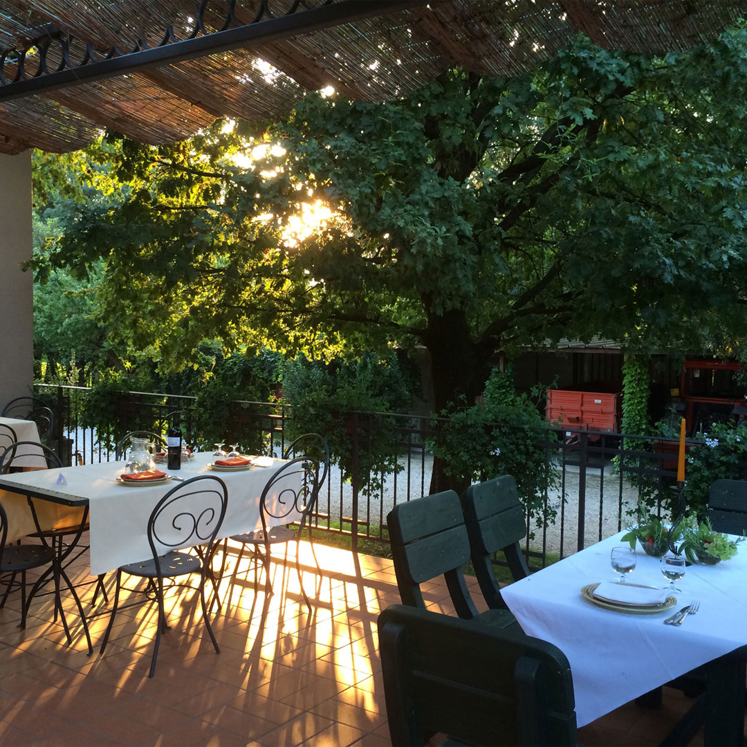 tavoli esterni agriturismo le spighe